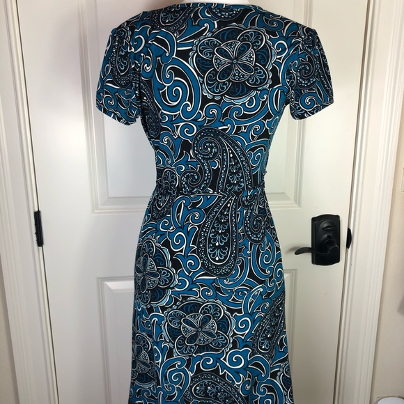 ☀️Apt 9 short sleeved dress size small☀️ - Picture 4 of 5